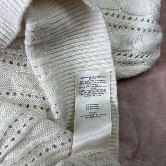 Wilfred Aritzia Cream Cable Knit Fall Sweater M - Picture 8 of 8